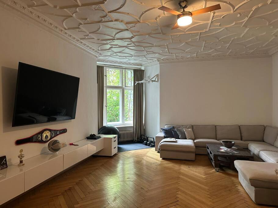 Grosses Apartment Am Kudamm Berlin Eksteriør billede